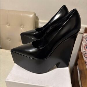 Versace Tempest Leather Heel